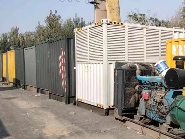 荔城200KW柴油发电机机组每小时油耗是多少？